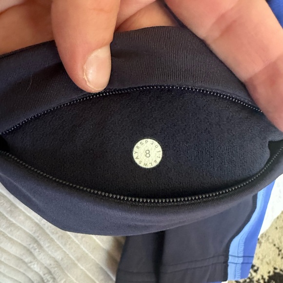 lululemon athletica Blue and Black Leggings - Picture 11 of 17